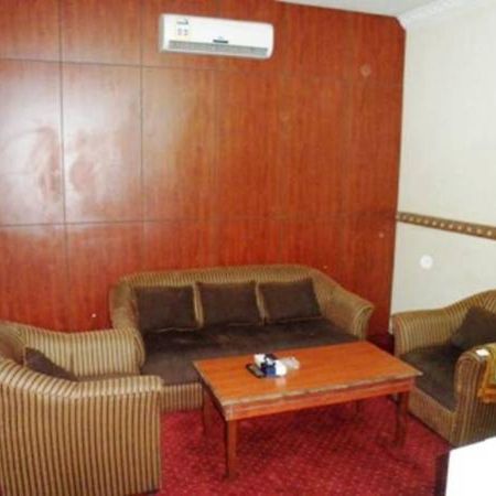 Al Farhan Hotel Suites - Al Salam Riyadh Eksteriør billede
