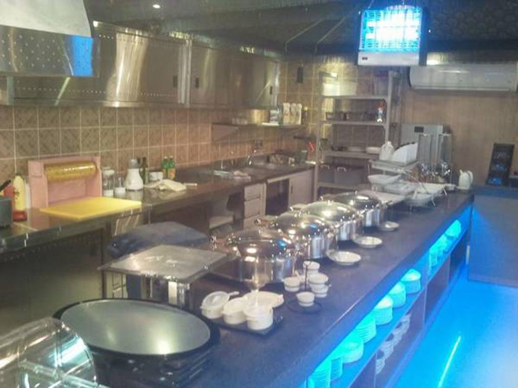 Al Farhan Hotel Suites - Al Salam Riyadh Eksteriør billede