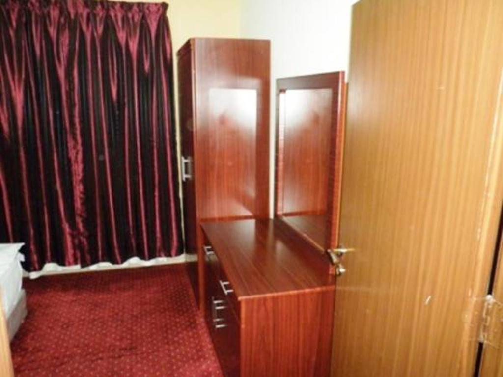 Al Farhan Hotel Suites - Al Salam Riyadh Eksteriør billede